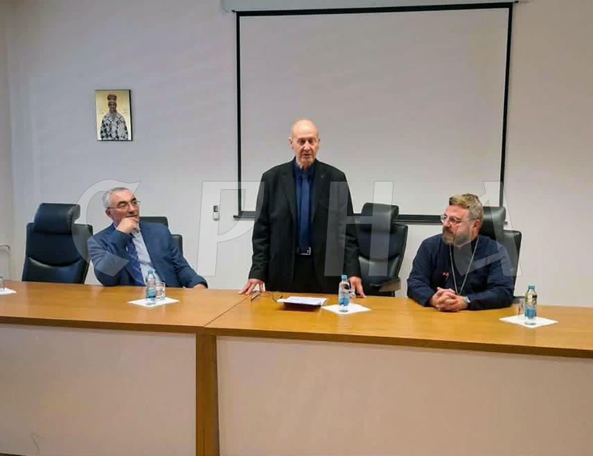 FOČA, JUNE 10 /SRNA/ - The renowned Israeustali historian Gideon Greif stated that the suffering of Serbs and Jews at the hands of the Nazis and Ustasha must be constantly spoken about so that the victims permanently remain in the collective memory.