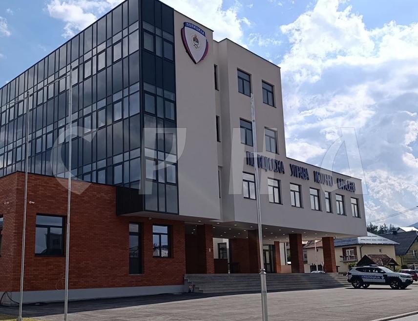 БАЊАЛУКА, 19. ЈУНА /СРНА/ - У Палама ће данас свечано бити отворен нови објекат Полицијске управе Источно Сарајево, у присуству званичника Републике Српске.