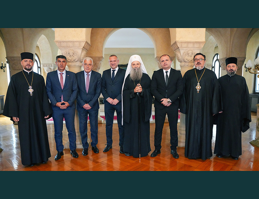 BELGRADE, JUNE 18 /SRNA/ - Prayerful remembrance of 3,267 innocent Serbian martyrs in the Middle Podrinje and Birač regions represents a living responsibility towards the future, His Holiness Serbian Patriarch Porfirije said at a meeting with members of the Organizing Committee marking 34 years since the suffering of Serbs in Middle Podrinje and Birač.