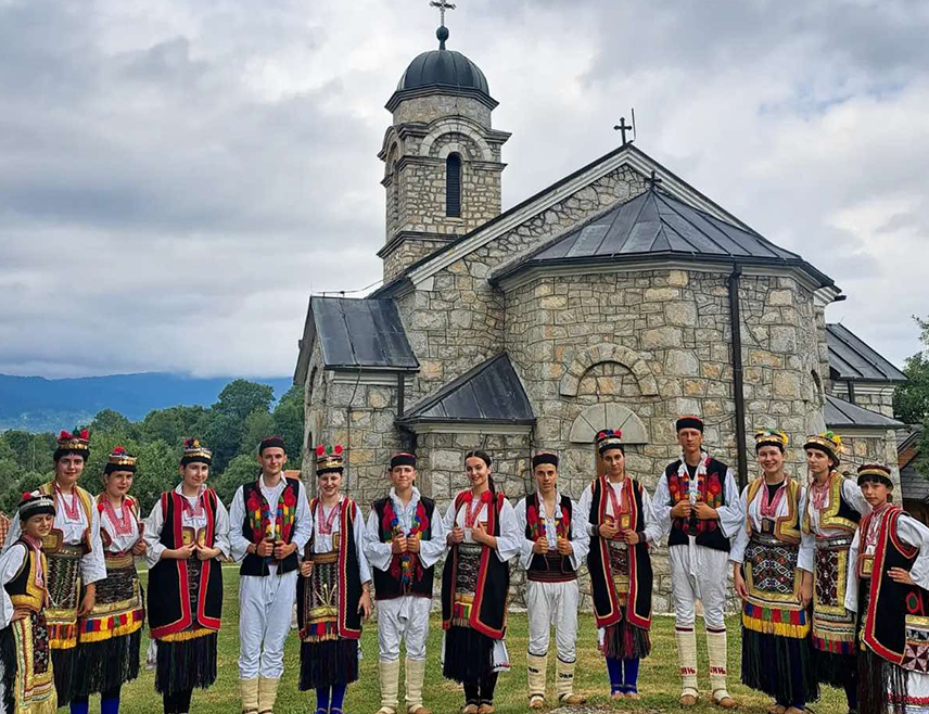 ŠIPOVO, JUNE 21 /SRNA/ – The Janj River and the Janj primeval forest, the Janj Islets, Vaganj Cave, Glogovac Monastery, and local folklore are among the treasures of the Janj region, the municipality of Šipovo, at the foot of Mount Vitorog, which is renowned for its traditional Janj folk costume and and increasingly recognized Janj kajmak and gužvaš cheese.