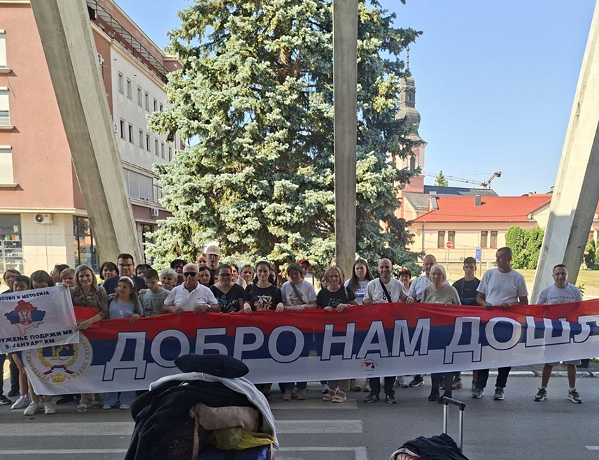 ПРИЈЕДОР, 21. ЈУНА /СРНА/ - У Приједор је данас стигло 50 дјеце из Косовске Митровице, који бораве у Републици Српској у склопу пројекта "Спојимо дјецу Косова и Метохије и Републике Српске".