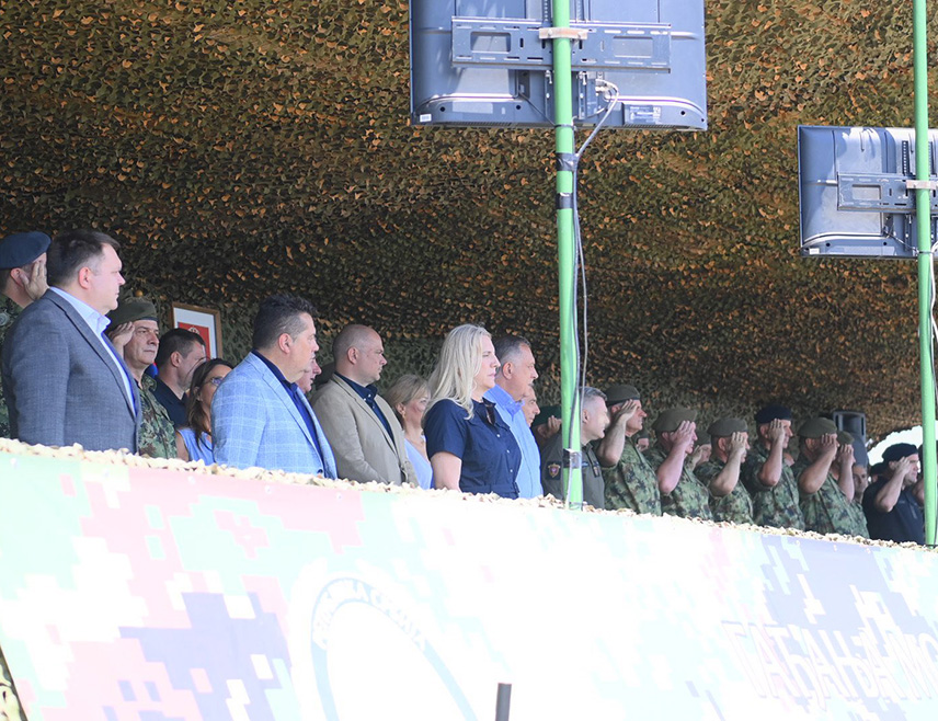PARAĆIN, JUNE 28 /SRNA/ – The Serbia’s Armed Forces represent a serious defensive force and are a guarantor of peace, stability and security for the Serb people, President Milorad Dodik said.