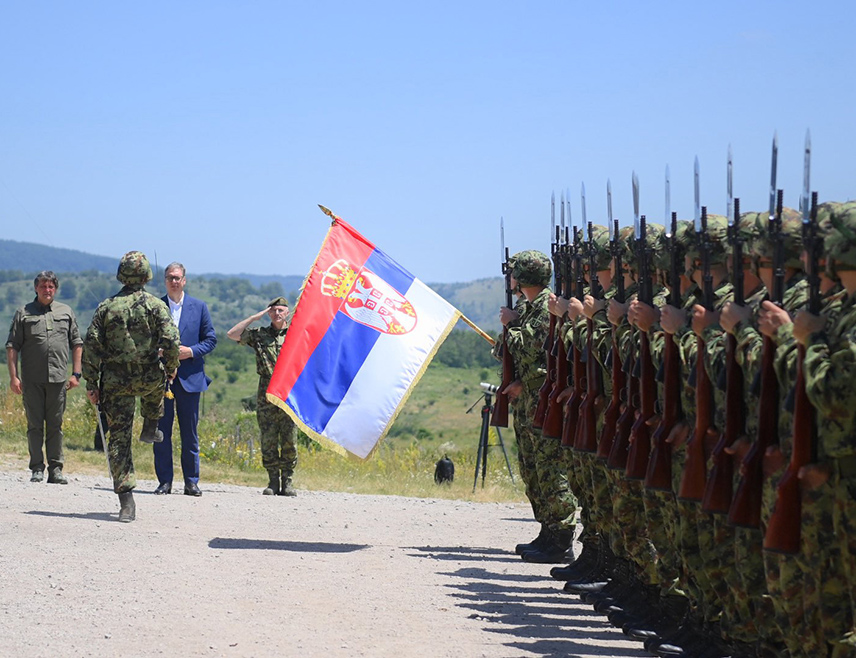 BELGRADE, JUNE 28 /SRNA/ – The Serbia’s Armed Forces are becoming stronger and more modern and are entering a period of major changes, as demonstrated during today's live-fire exercise at the Pasuljanske Livade military training ground, Serbia’s President Aleksandar Vučić said.