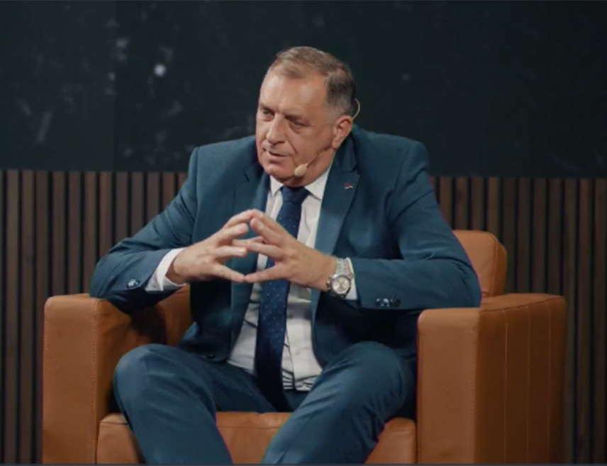 ГРАДИШКА, 28. ЈУНА /СРНА/ - Предсједник Милорад Додик истакао је да се са више свијести мора ојачати Република Српска, одбацити све идеологије, усјерити се на српски национални интерес и тиме се руководити.