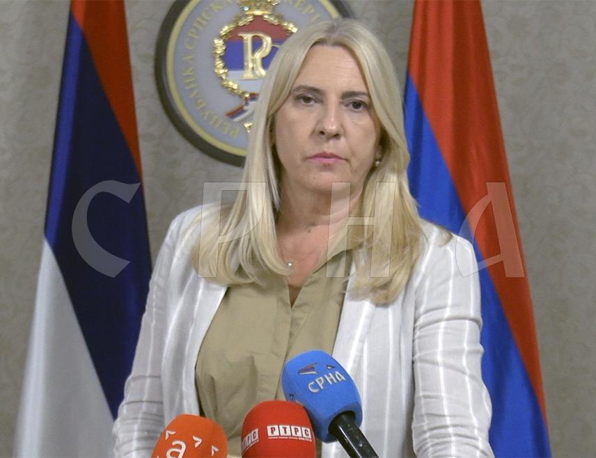 ИСТОЧНО САРАЈЕВО, 29. ЈУНА /СРНА/ - Српски члан Предсједништва БиХ Жељка Цвијановић изјавила је да ће Народна скупштина Републике Српске имати главну ријеч о одлуци о именовању чланова Комисије за заштиту националних споменика, коју је данас прогласила деструктивном за витални национални интерес Републике Српске након што је ова одлука изгласана на сједници Предсједништва без кворума.