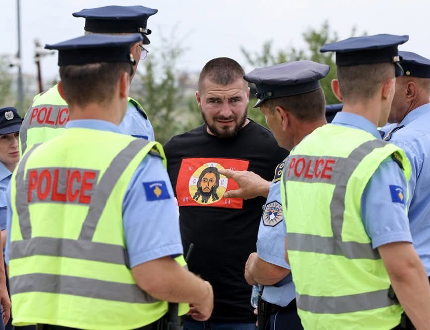 БЕОГРАД, 29. ЈУНА /СРНА/ - Епархија рашко-призренска изразила је најоштрији протест због поступања такозване косовске полиције током и након обиљежавања Видовдана на Газиместану, оцијенивши да су привођења вјерника након вјерског обреда бацила сјенку на достојанствену и молитвену прославу једног од најзначајнијих празника српског народа на Косову и Метохији.