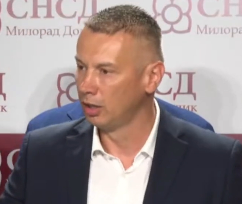 БАЊАЛУКА, 30. ЈУНА /СРНА/ - Предсједник ДНС-а Ненад Нешић изјавио је данас у Бањалуци да постојећа власт и владајућа коалиција у Републици Српској никада није донијела лошу одлуку за Српску.