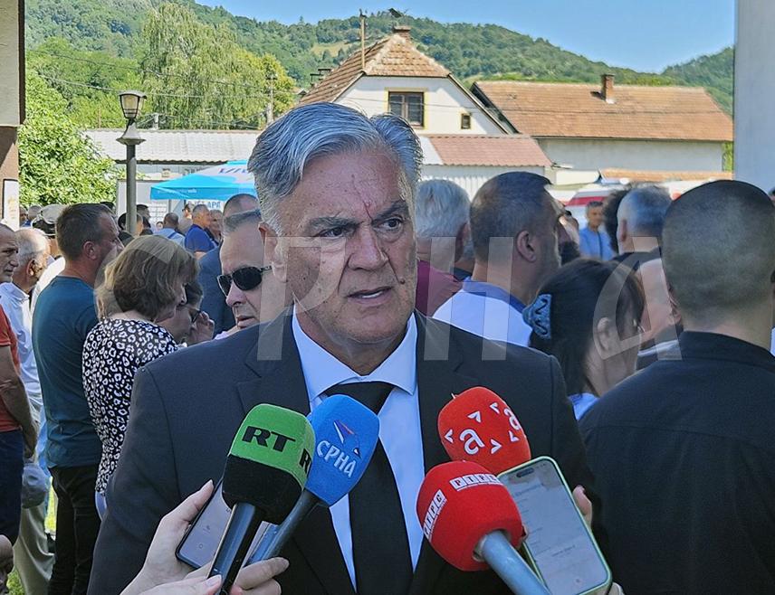 BRATUNAC, JULY 4 /SRNA/ – Serb victims, not only from Podrinje and Birač but from the entire Republika Srpska, are nowadays the strength for the republican institutions to fight for the truth, pursue own autonomous policy, and present the truth to the world, said Republika Srpska President Siniša Karan.