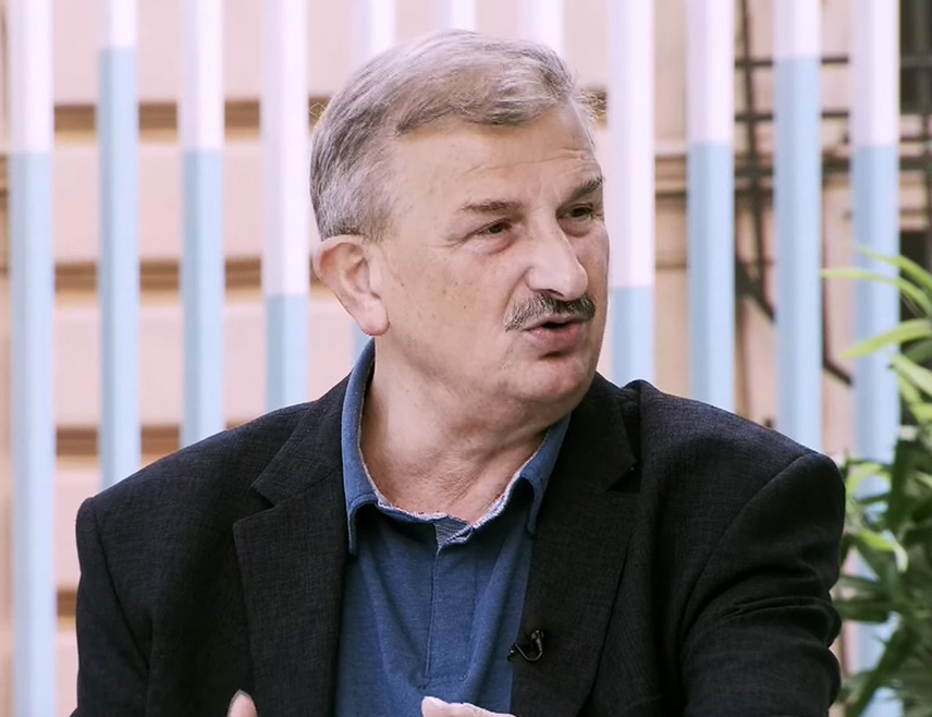 БЕОГРАД, 6. ЈУЛА /СРНА/ - Стручњак за безбједност Љубан Каран оцијенио је да бошњачки наводни марш мира, чији учесници пролазе из кроз Републику Српске и обично носе муслиманске ратне заставе, представља озбиљну провокацију за Српску с циљем дестабилизације прилика и изазивања нечега што води у пропаст свих у БиХ, а не само Срба, против којих је то усмјерено.