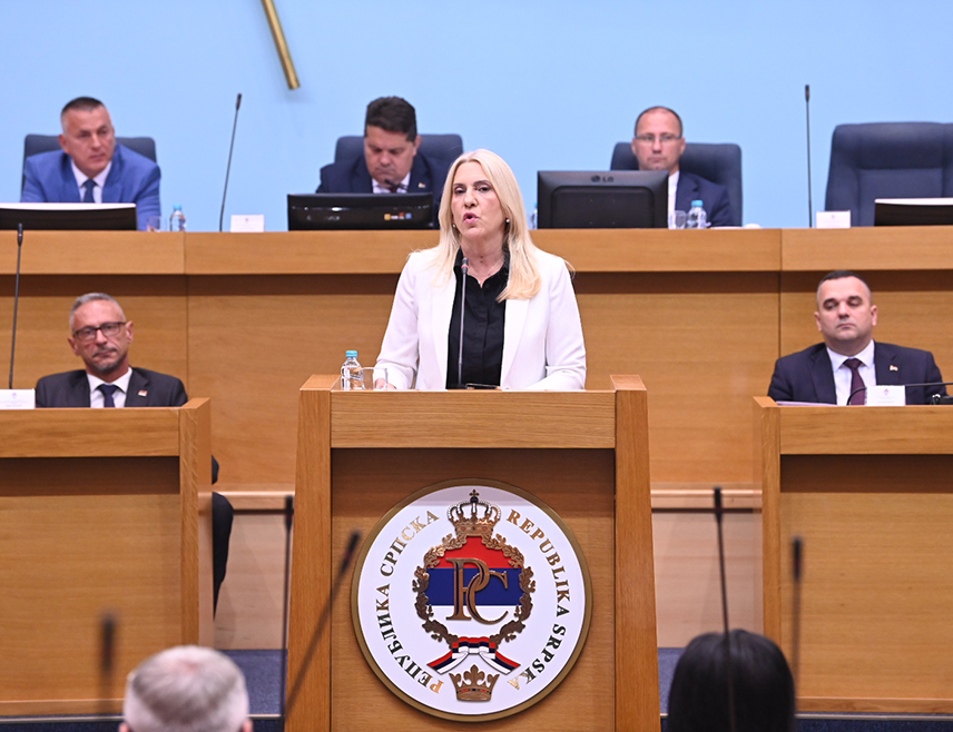 BANJA LUKA, JULY 7 /SRNA/ - The Serb member of the Presidency of BiH Željka Cvijanović said today in Banja Luka that, over the past four and a half years, the member of the Commission to Preserve National Monuments from Republika Srpska had halted all anti-Dayton activities of the Commission that involved expanding the institution's powers.