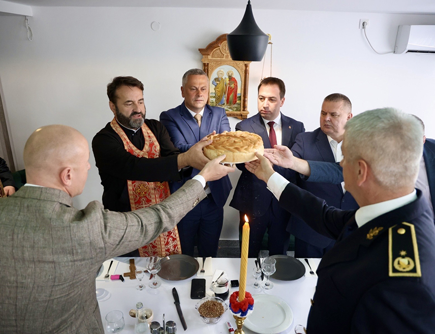 БАЊАЛУКА, 12. ЈУЛА /СРНА/ - Казнено-поправни завод /КПЗ/ Бањалука има важну улогу у систему извршења кривичних и прекршајних санкција Републике Српске и његов рад почива на професионалности, законитости и поштовању људског достојанства, поручио је министар правде Републике Српске Горан Селак.