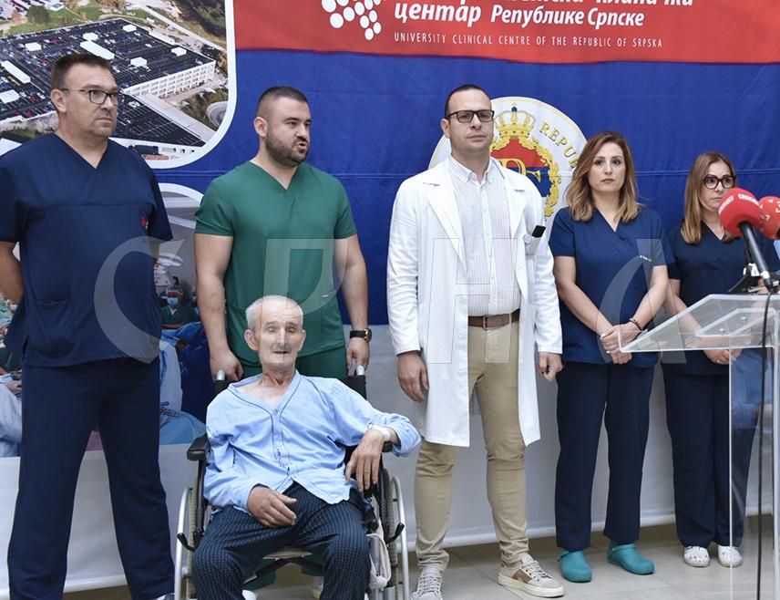 BANJA LUKA, JULY 15 /SRNA/ - A team of cardiac surgeons from the University Clinical Centre /UCC/ of Republika Srpska successfully performed a minimally invasive surgery during which a heart tumor measuring six by six centimeters was removed, representing a rare and exceptionally demanding surgical undertaking, it was announced today at a press conference in this healthcare institution.