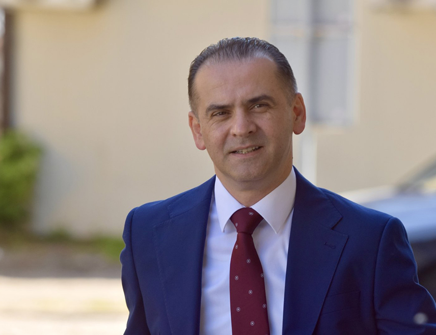 ШАМАЦ, 16. ЈУЛИ /СРНА/ - Наченик општине Шамац Ђорђе Милићевић изјавио је Срни да ће од 2026. до 2028. године укупна вриједност капиталних улагања у овој локланој заједници износити више од 13,6 милиона КМ, те да је планирано око 40 различитих пројеката.