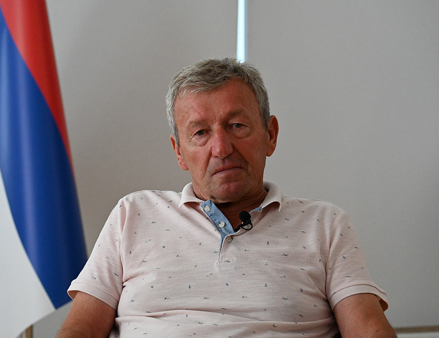 БАЊАЛУКА, 19. ЈУЛА /СРНА/ - Меморијални центар Републике Српске документовао је свједочанства о заробљеним Србима у дервентским логорима, гдје су били изложени свакодневном батињању, мучењу, сексуалном злостављању и одвођењу на принудни рад на прве линије фронта.