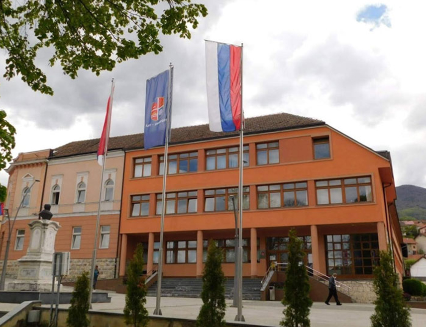 МРКОЊИЋ ГРАД, 23. ЈУЛА /СРНА/ - У Мркоњић Граду ће 2. августа бити прослављена слава општине Свети пророк Илија и Дан 11. мркоњићке лаке пјешадијске бригаде, а потом ће спремно дочекати 4. август када ће обиљежити Дан сјећања на страдале и прогнане у хрватској акцији "Олуја" 1995. године.