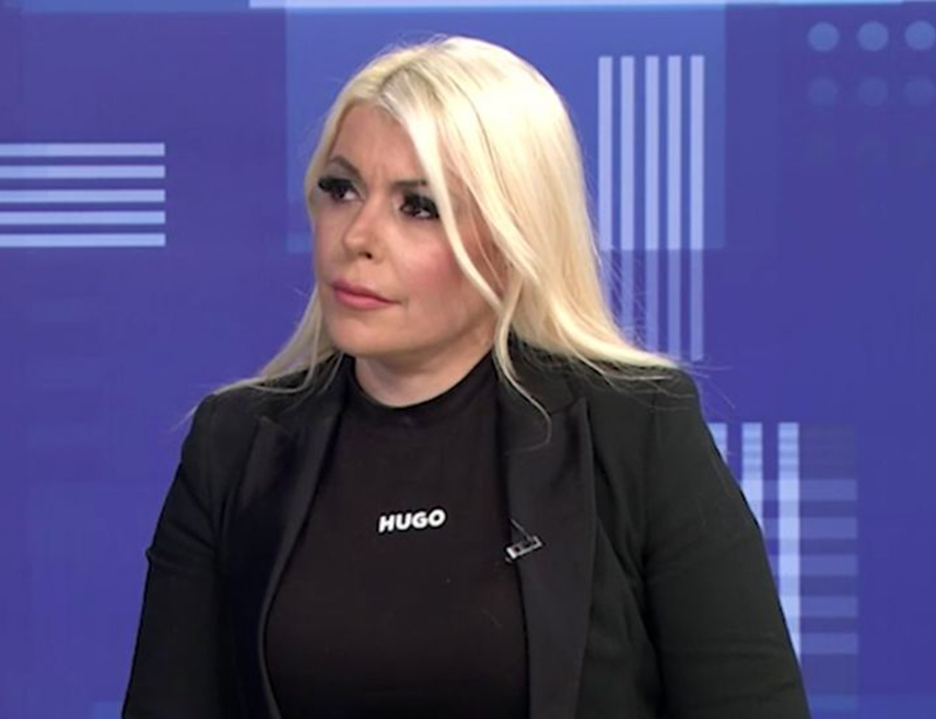 БЕОГРАД, 25. ЈУЛА /СРНА/ - Већина од 13 Срба који по пресудама Хашког трибунала издржавају казне у европским затворима старије је животне доби и има озбиљне здравствене проблеме, а Србија наставља да води тешку борбу за пуштање на лијечење генерала Ратка Младића, рекла је Срни државни секретар у Министарству за људска и мањинска права Србије Ливија Павићевић.