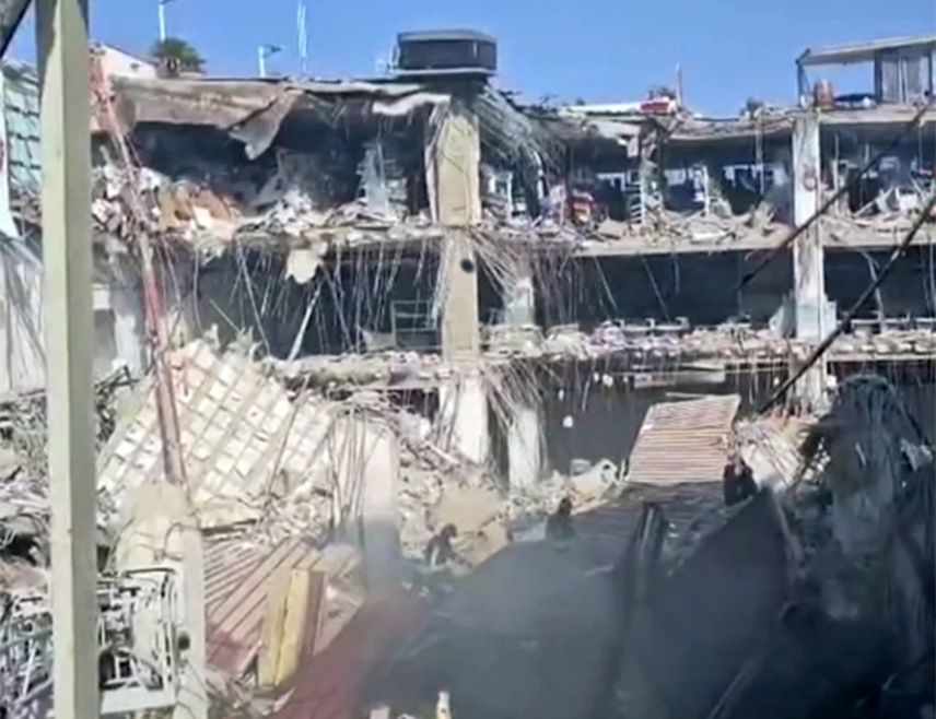 MESSINA, JULY 30 /SRNA/ - Several people were injured when a building partially collapsed in Messina, on the island of Sicily, and firefighters and rescue teams are searching for possible missing persons, Italian media reported.