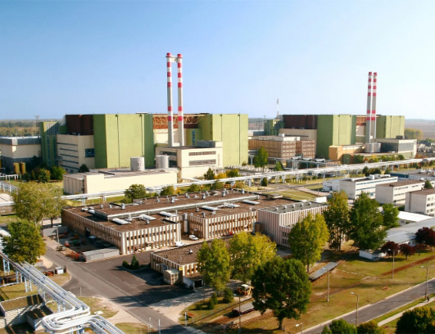 БУДИМПЕШТА, 3. АВГУСТА /СРНА/ - Мађарска Нуклеарна електрана "Пакш" могла би да ради са садашњим смањеним капацитетом до сутра, смањујући притисак на електроенергетску мрежу док се земља суочава са критичних пет дана, почевши од данас, рекао је премијер Петер Мађар.