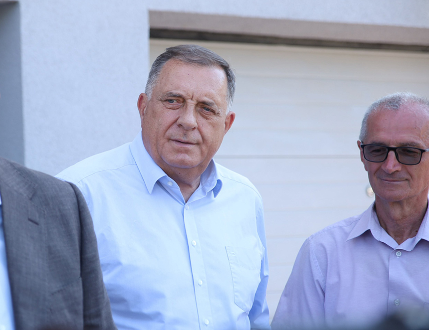 BUGOJNO, AUGUST 3 /SRNA/ –President Milorad Dodik today thanked Serbia’s President Aleksandar Vučić in Bugojno for changing Serbia's official policy towards Republika Srpska and Serbs living in the FBiH.