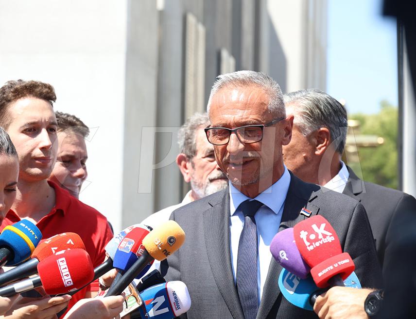 BANJA LUKA, AUGUST 4 /SRNA/ - Republika Srpska Minister of Labor, War Veterans' and Disabled Persons' Protection Radan Ostojić said that the criminal Operation Storm was the most terrible exodus experienced by Serbs since World War II, and that no one has been held accountable for that crime.
