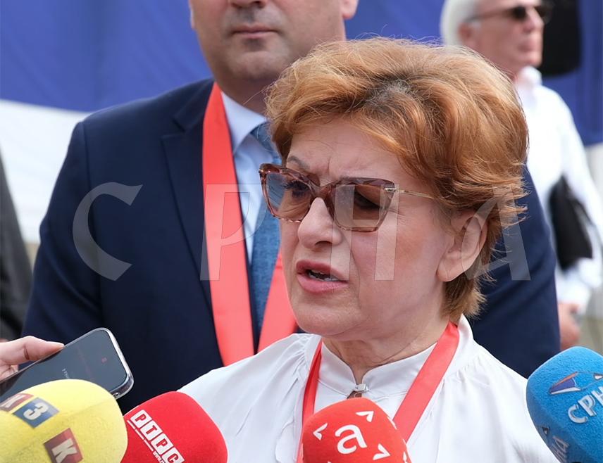 TESLIĆ, AUGUST 8 /SRNA/ – Republika Srpska Finance Minister Zora Vidović has stated that the completion of the parish center in Teslić, dedicated to Serbian King Dragutin, would be a major achievement for the residents of Teslić and Republika Srpska as a whole.
