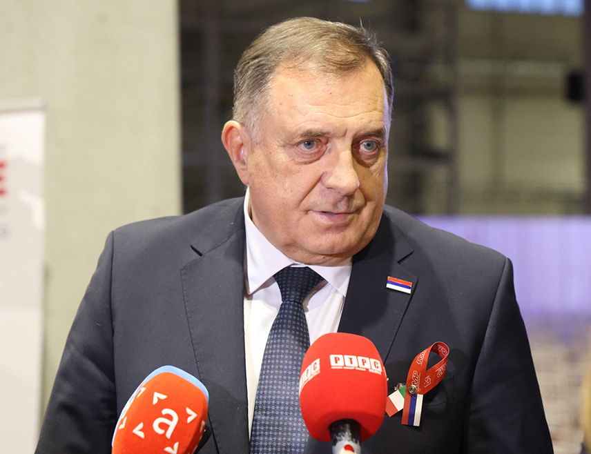 BANJA LUKA, AUGUST 15 /SRNA/ - President Milorad Dodik has stressed that the lies which have been placed for years about Serbs and Republika Srpska, have made life more difficult for people than they would have been had they not been so blatantly demonized, adding that Michael Martens, consumed by hatred, has also inflicted much malice.