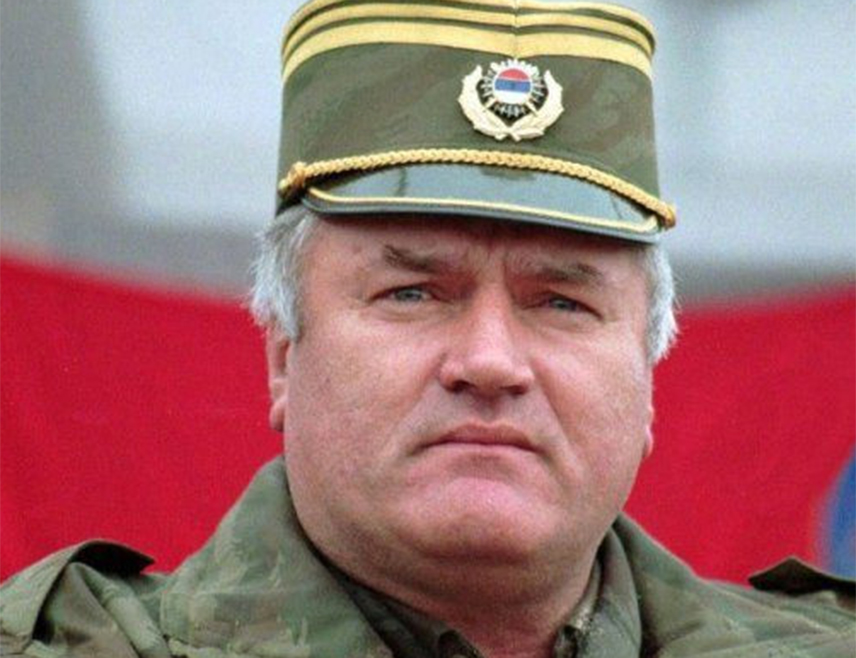 БЕОГРАД, 27. АВГУСТА /СРНА/ - Данас је тужан дан за Републику Српску, Србију и за сваког Србина због смрти генерала Ратка Младића, изјавила је Срни Марија Павковић, кћерка генерала Небојше Павковића, те изразила увјерење да ће они који су спроводили тортуру над генералом Младићем једног дана одговарати за то.