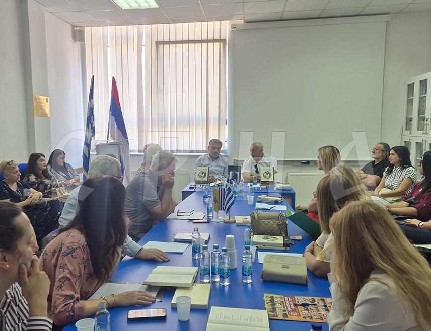 PALE, SEPTEMBER 2 /SRNA/ - Sarajevo as a theme and motif in 20th-century Serbian poetry was the focus of a roundtable discussion held today at the Faculty of Philosophy of the University of Istočno Sarajevo as part of the Days of Željko Grujić event.