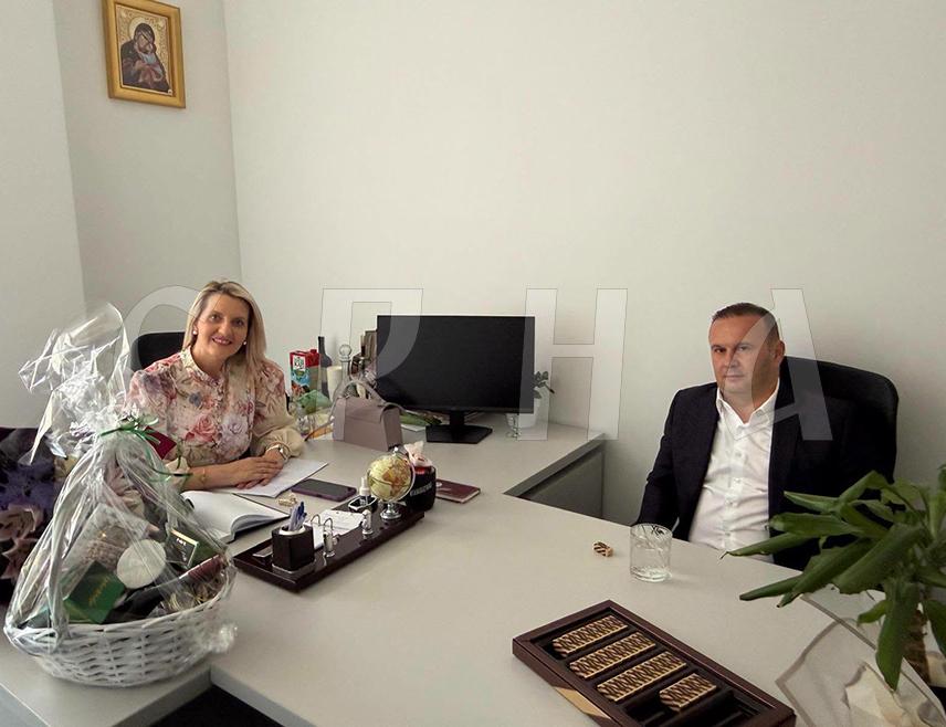 ИСТОЧНО САРАЈЕВО, 2. СЕПТЕМБРА /СРНА/ - Отварање новоизграђене Основне школе "Стево Калуђерчић" у Источном Новом Сарајеву представља наставак унапређења образовног система на подручју ове општине и цијелог града Источно Сарајево, оцијенио је данас градоначелник Љубиша Ћосић.