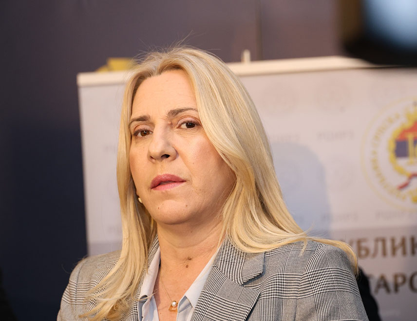 SRBAC, SEPTEMBER 2 /SRNA/ – Politicians have an obligation to say what they will do or what they have done, and to be aware of what Republika Srpska needs, rather than staging performances, Serb BiH Presidency member Željka Cvijanović said.