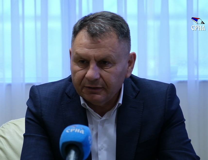 БАЊАЛУКА, 4. СЕПТЕМБРА /СРНА/ - Министар привреде и предузетништва Раденко Бубић одржаће данас конференцију за новинаре на којој ће говорити о додјели подстицаја за улагања у 2026. години, за које је Влада Републике Српске ове године издвојила 23 милиона КМ.