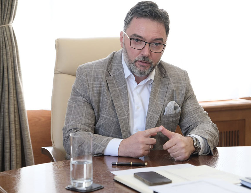 SARAJEVO, SEPTEMBER 8 /SRNA/ - Deputy Chairman of the Council of Ministers Staša Košarac warned that an organized cyber operation targeting Republika Srpska, Serbia and the Serb people is underway in Sarajevo.