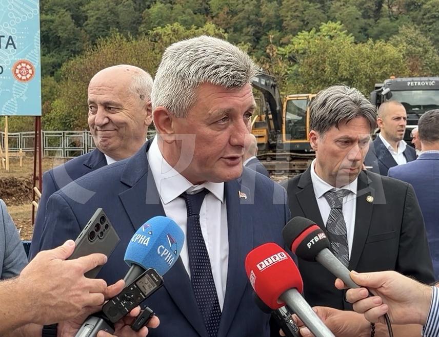 FOČA, SEPTEMBER 12 /SRNA/ – The Republika Srpska Government will invest more than BAM 30 million in higher education and student facilities in Foča this year, Minister for Scientific and Technological Development and Higher Education Draga Mastilović stated today.