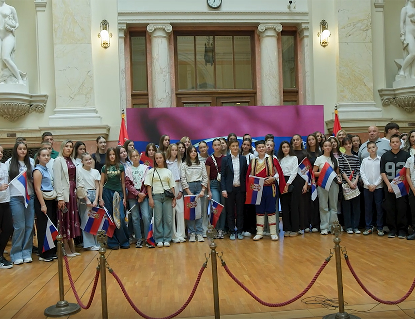 БЕОГРАД, 13. СЕПТЕМБРА /СРНА/ - Предсједник Скупштине Србије Ана Брнабић примила је данас у Дому Народне скупштине у Београду дјецу из Републике Српске поводом Дана српског јединства, слободе и националне заставе, саопштено је из Скупштине Србије.