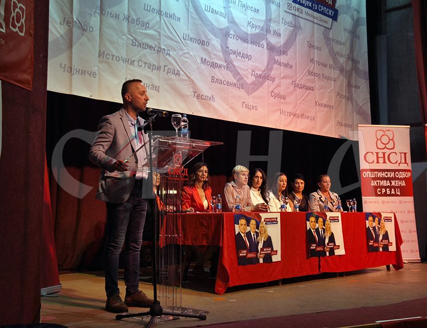 СРБАЦ, 14. СЕПТЕМБРА /СРНА/ - Кандидат СНСД-а за Представнички дом Парламентарне скупштине БиХ из Изборне јединице један Милорад Којић истакао је вечерас у Српцу да је основни циљ ове странке заштита интереса Републике Српске и спречавање преноса њених надлежности на ниво БиХ.