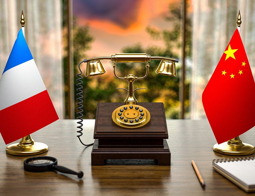 BEIJING, SEPTEMBER 15 /SRNA/ - Chinese Foreign Minister Wang Yi held talks with his French counterpart Jean-Noël Barrot on bilateral relations and international issues, stressing that the two countries should strengthen strategic communication and jointly respond to risks and challenges.
