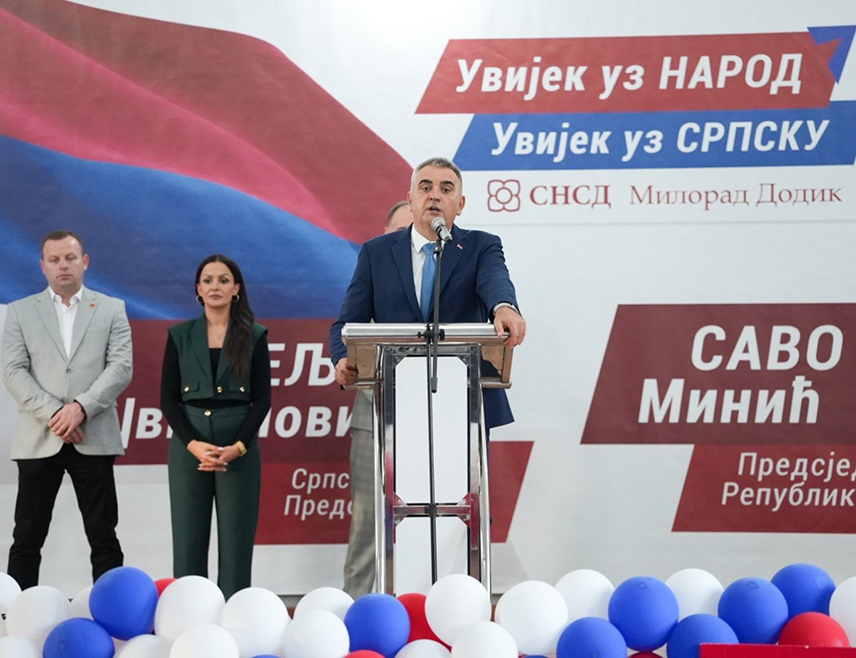 МОДРИЧА, 19. СЕПТЕМБРА /СРНА/ - Кандидат СНСД-а за предсједника Републике Српске Саво Минић истакао је да је вечерас у Дугом Пољу код Модриче имао прелијепо дружење међу својим људима, домаћинима, истинским патриотама који знају шта су отаџбина, рад и одговорност.