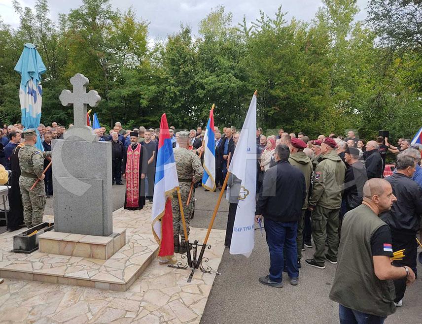 LOPARE, SEPTEMBER 21 /SRNA/ - The battle in which Majevica and Semberija were defended at great cost in September 1992 lasted 21 days and was one of the brightest episodes in the history of the creation of Republika Srpska, it was said today at a ceremony marking the 34th anniversary of the Battle of Panjik near Lopare.
