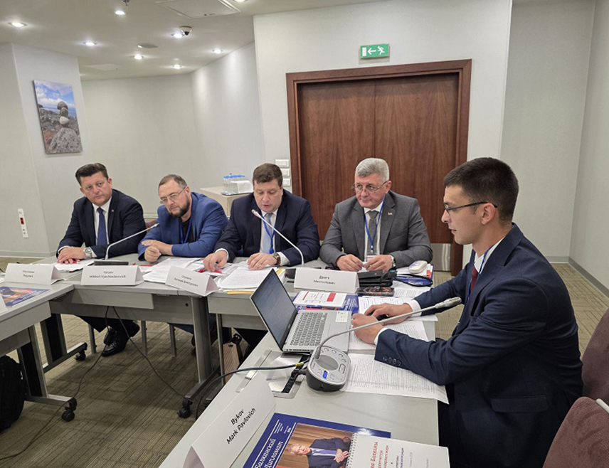 МОСКВА, 22. СЕПТЕМБРА /СРНА/ - Министар за научнотехнолошки развој и високо образовање Републике Српске Драга Мастиловић истакао је данас да постоји простор за додатно унапређење сарадње универзитета и научних институција Српске и Русије.