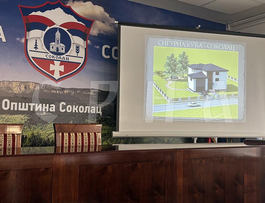 СОКОЛАЦ, 22. СЕПТЕМБРА /СРНА/ - На Сокоцу је данас представљено идејно рјешење за изградњу сигурне куће за жртве насиља.