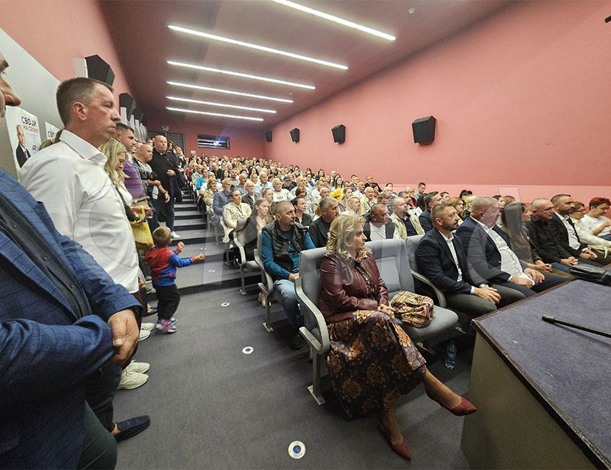 ПРИЈЕДОР, 23. СЕПТЕМБРА /СРНА/ - Кандидат Народне партије Српске /НПС/ за посланика у Народној скупштини Дарио Додош изјавио је да је циљ ове партије у Изборној јединици један да освоје један директан мандат у парламенту Републике Српске што ће помоћи даљи развој и стабилност Српске.