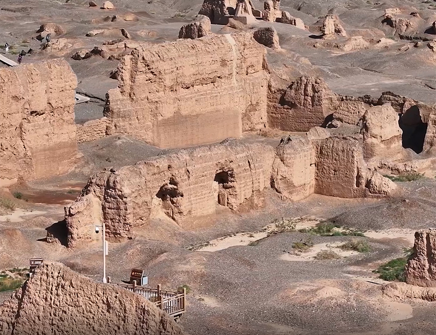 BEIJING, SEPTEMBER 24 /SRNA/ - Southern Xinjiang is a crossroads of the Silk Road, as well as home to ancient Buddhist caves, red rocks and tranquil wetlands, the China Media Group reported.