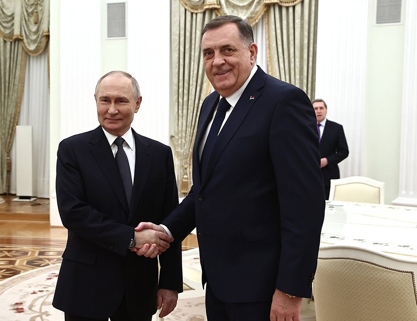 МОСКВА, 29. СЕПТЕМБРА /СРНА/ - Предсједник Милорад Додик и премијер Републике Српске Саво Минић састаће се данас у Кремљу са предсједником Руске Федерације Владимиром Путином.