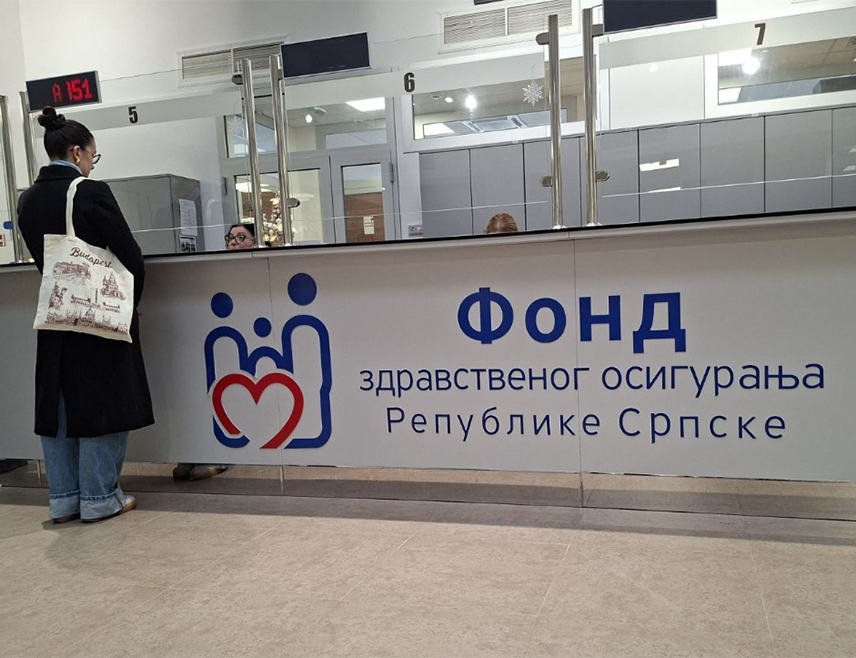 БАЊАЛУКА, 2. ОКТОБРА /СРНА/ - Фонд здравственог осигурања Републике Српске ажурирао је водич кроз права у области планирања породице, права трудница и дјеце, будући да је измјенама Закона о обавезном здравственом осигурању Српске пратња у болници ослобођена плаћања партиципације.