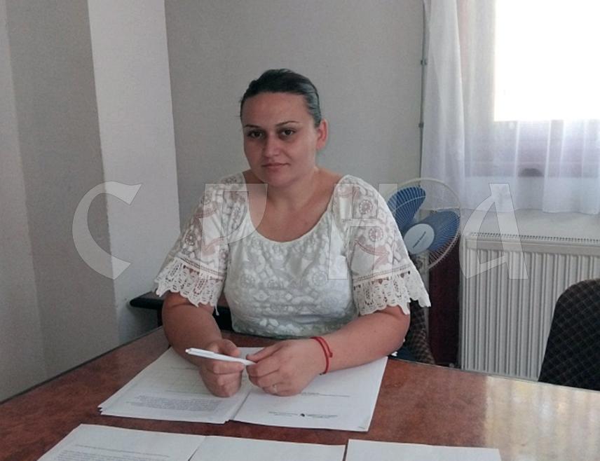 КРУПА НА УНИ, 2. ОКТОБРА /СРНА/ - Општинска изборна комисија /ОИК/ у Крупи на Уни примила је сав изборни материјал који ће сутра бити достављен на бирачка мјеста, рекла је Срни предсједник ОИК-а Данијела Марјановић.