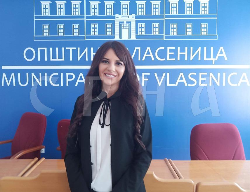 ВЛАСЕНИЦА, 3. ОКTОБРА /СРНА/ - На подручју општине Власеница све је спремно за сутрашње опште изборе на којима право гласа има 9.692 регистрована бирача, изјавила је Срни предсједник Општинске изборне комисије Сања Ристић.