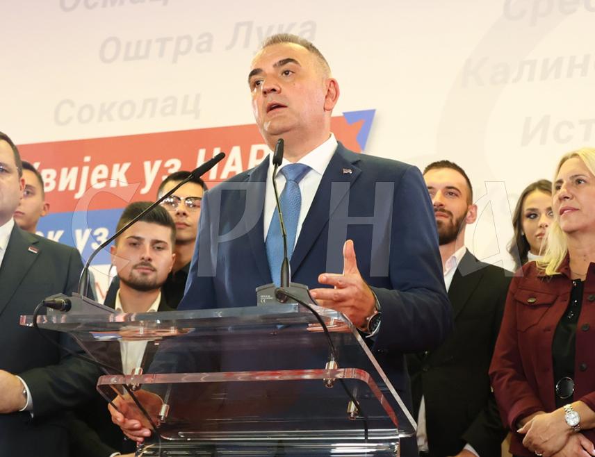 SARAJEVO, OCTOBER 4 /SRNA/ - SNSD candidate for President of Republika Srpska Savo Minić has won 267,500 votes, or 52.11 percent, based on results from 91.11 percent of polling stations, according to preliminary data released by the BiH Central Election Commission /CEC/ as of 10 p.m.