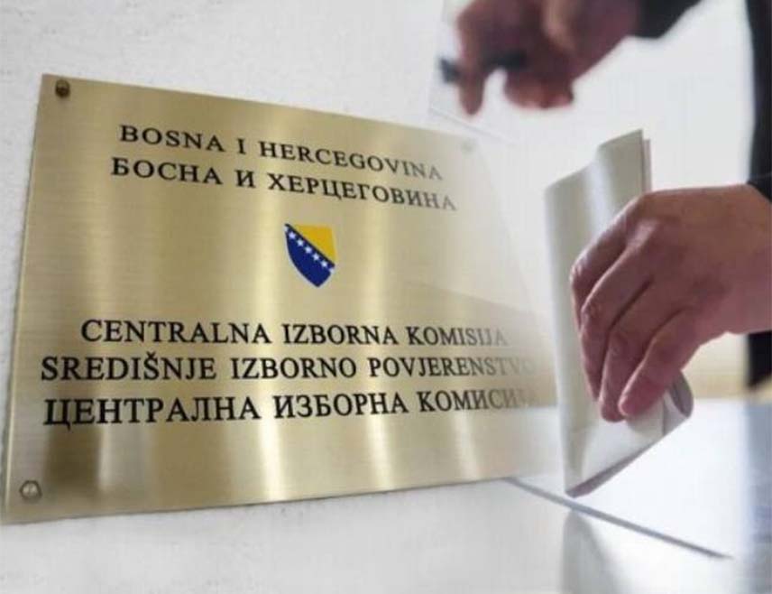 САРАЈЕВО, 12. ОКТОБРА /СРНА/ - Централна изборна комисија /ЦИК/ БиХ саопштила је да су се појавиле опасне дезинформације о специфичним изборним технологијама које могу угрозити интегритет изборног процеса, међу којима је манипулација изборним резултатима добијеним трансмисијом са уређаја за скенирање гласачких листића.
