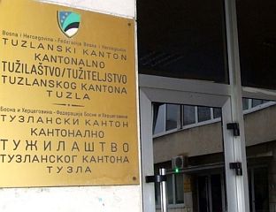 TUZLA, OCTOBER 13 /SRNA/ - The Municipal Court in Tuzla has revoked the detention of a 15-year-old girl from Tuzla, the Cantonal Prosecutor's Office of Tuzla Canton announced today.