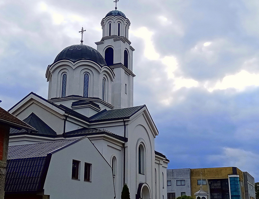 БРОД, 14. ОКTОБРА /СРНА/ - Општина Брод и Храм Покрова Пресвете Богородице прославиће данас крсну славу.